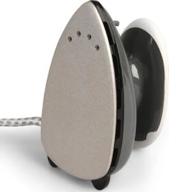 Jago - Mini Strijkijzer - Reisstrijkijzer - Stoomstrijkijzer - Droog En Stoom Strijken - Strijkijzer Met Stoomgenerator - Grijs 25 Jago - Mini Strijkijzer - Reisstrijkijzer - Stoomstrijkijzer - Droog En Stoom Strijken - Strijkijzer Met Stoomgenerator - Grijs -Reinigingsapparaten Winkel 1058x1200 1