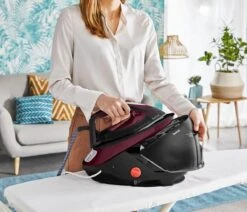 Tefal GV9230 Pro Express Protect Stoomgenerator Rood/Zwart -Reinigingsapparaten Winkel 1200x1028 3