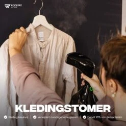 Kledingstomer - Handstomer - Stoomreiniger - Stomer - Inclusief Opzetborstel En Maatbeker - Groot Waterreservoir (300 Ml) - Snel Opgewarmd (30 Sec) - 3 Standen - 1500W - Merk: Rockerz Home - Kleur: Zwart -Reinigingsapparaten Winkel 1200x1200 1070