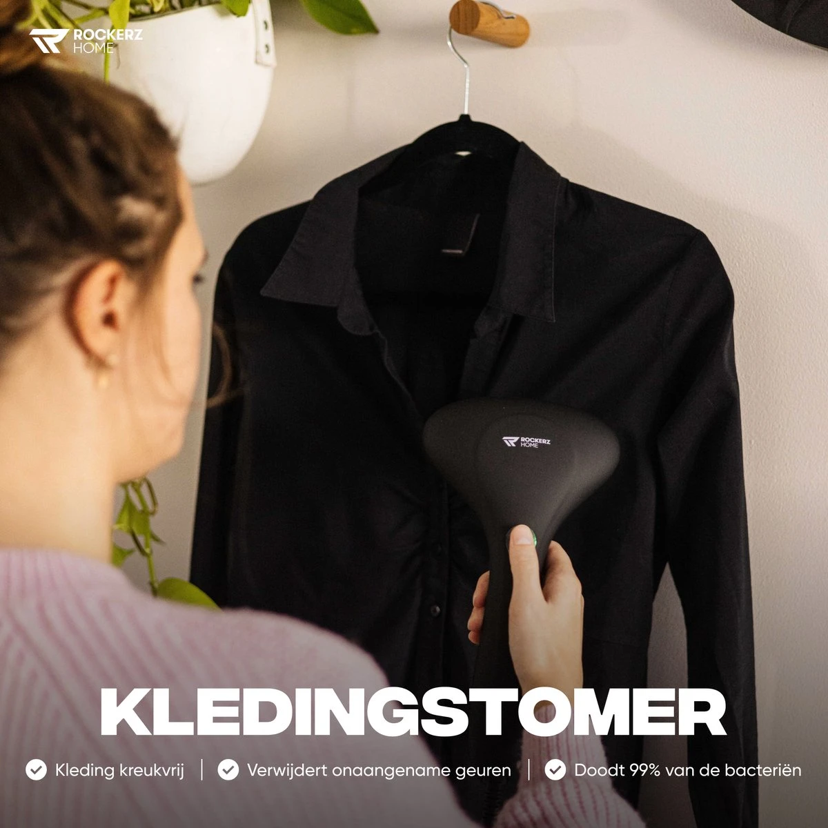 Kledingstomer - Handstomer - Stoomreiniger - Stomer - Luxe Uitvoering - Krachtig En Stijlvol - Inclusief Maatbeker - Snel Opgewarmd (25 Sec) - Geschenkverpakking- 1500W - Merk: Rockerz Home - Kleur: Zwart 11 Kledingstomer - Handstomer - Stoomreiniger - Stomer - Luxe Uitvoering - Krachtig En Stijlvol - Inclusief Maatbeker - Snel Opgewarmd (25 Sec) - Geschenkverpakking- 1500W - Merk: Rockerz Home - Kleur: Zwart - Afbeelding 9