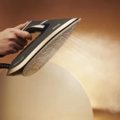 Philips PerfectCare 6000 Series PSG6064/80 - Stoomgenerator 27 Philips PerfectCare 6000 Series PSG6064/80 - Stoomgenerator -Reinigingsapparaten Winkel 1200x1200 1658