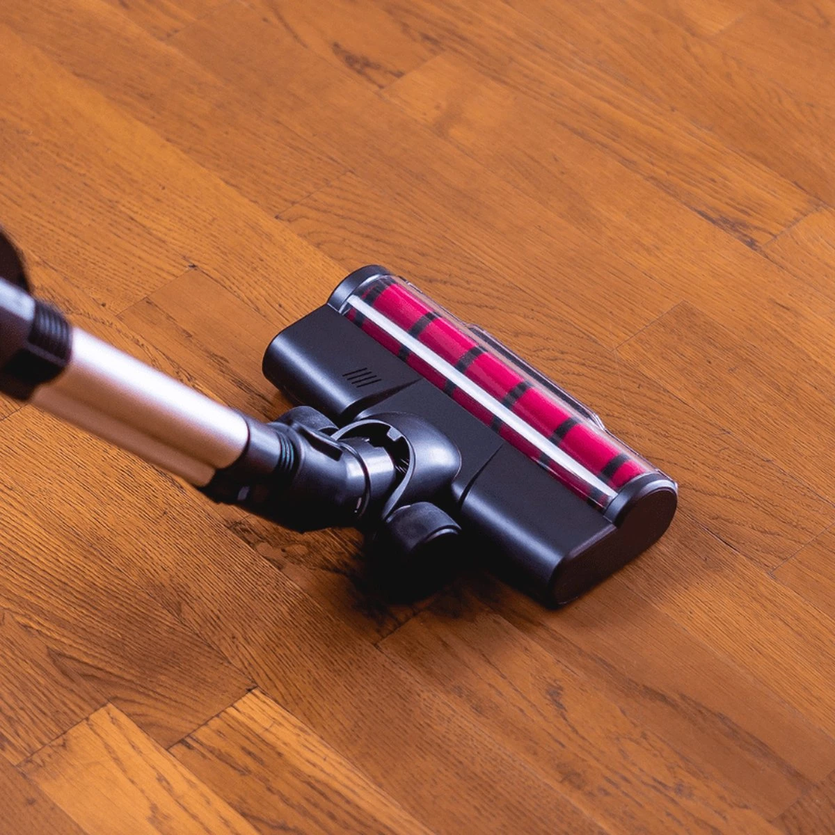 Eziclean Cycloboost R880 Animal - Steelstofzuiger - Draadloos - Ergonomisch - Flex Stand - Zeer Krachtig - 80 Min. Krachtige Zuigkracht 11 Eziclean Cycloboost R880 Animal - Steelstofzuiger - Draadloos - Ergonomisch - Flex Stand - Zeer Krachtig - 80 Min. Krachtige Zuigkracht - Afbeelding 9