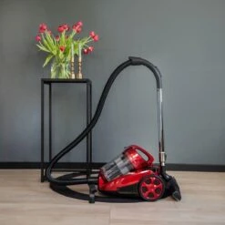 Herenthal Stofzuiger Zonder Zak - 3 Liter - Cyclonische Stofzuiger - Stofzuigers - 5 Niveaus Filtering- Sterke Zuigkracht - Vacuum Cleaner - Compact En Licht - Gemakkelijk Schoon Te Maken - Rood -Reinigingsapparaten Winkel 1200x1200 778