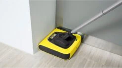 Kärcher KB 5 Rolveger - Vloerreiniger - 3,7V - Incl. Accu En Lader -Reinigingsapparaten Winkel 1200x676