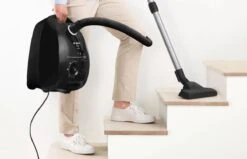 Bosch BGL3309L - Stofzuiger Met Zak - Hoogglans Zwart -Reinigingsapparaten Winkel 1200x774