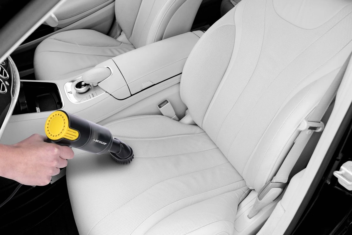 Dunlop Auto Stofzuiger - 12V Aansteker Aansluiting - Nat En Droog - Spleet- En Borstelmondstuk - 3 Meter Kabel - Auto Accessories - Zwart/Geel 8 Dunlop Auto Stofzuiger - 12V Aansteker Aansluiting - Nat En Droog - Spleet- En Borstelmondstuk - 3 Meter Kabel - Auto Accessories - Zwart/Geel - Afbeelding 6