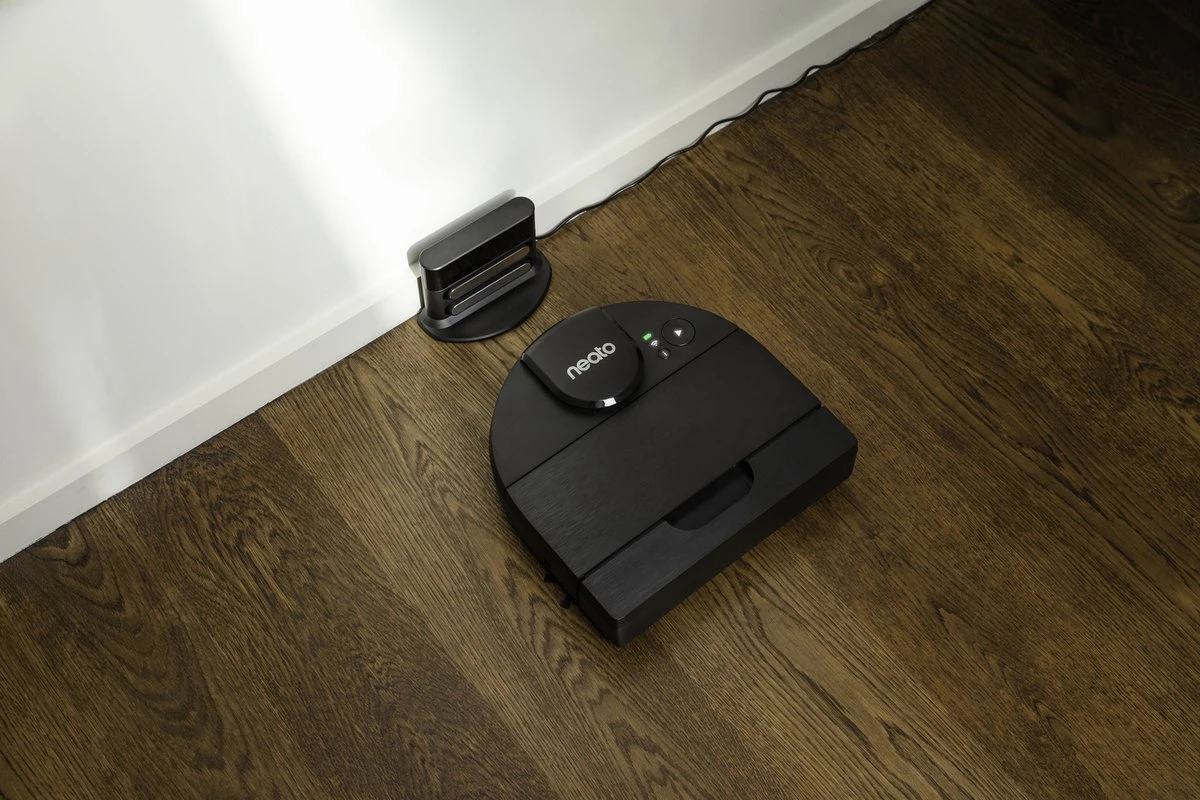 Neato® D9 Intelligente Robotstofzuiger - D-vormig Design, HEPA-filter, Lasermapping-navigatie - Bediening Via App - 200 Minuten Looptijd Met Automatisch Opladen/Hervatten - Zwart 17 Neato® D9 Intelligente Robotstofzuiger - D-vormig Design, HEPA-filter, Lasermapping-navigatie - Bediening Via App - 200 Minuten Looptijd Met Automatisch Opladen/Hervatten - Zwart - Afbeelding 15