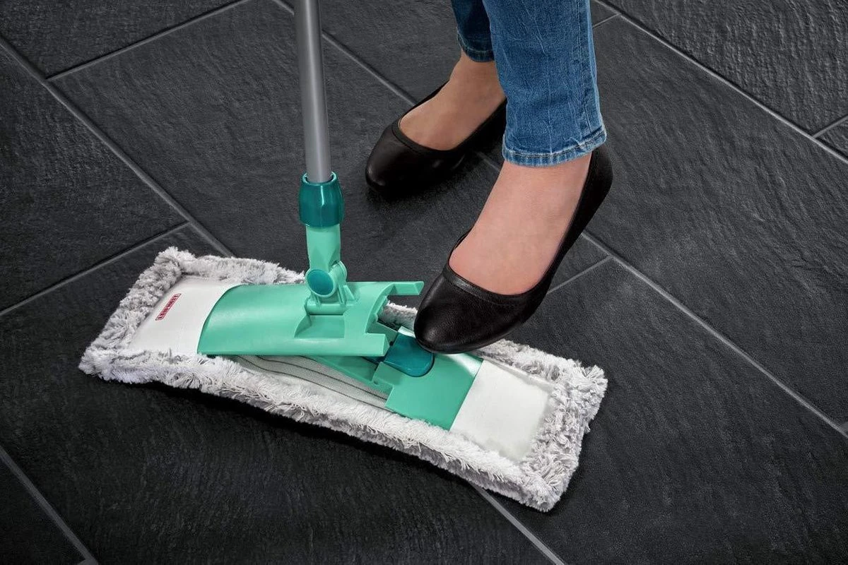 Leifheit Classic Overtrek Vloerwisser XL - Microfibre - 42 Cm Wisbreedte 8 Leifheit Classic Overtrek Vloerwisser XL - Microfibre - 42 Cm Wisbreedte - Afbeelding 6