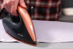 Breville Stoomstrijkijzer Met Stoomgenerator - Iron - Keramische Zoolplaat - Uitneembaar Waterreservoir -Reinigingsapparaten Winkel 1200x805 21