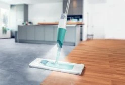 Leifheit Easy Spray XL Vloerwisser Met Sproeier - 42 Cm Wisbreedte -Reinigingsapparaten Winkel 1200x814 1