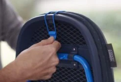 Joseph Joseph - Pocket - Strijkplank - Opvouwbaar - Ophanghaak - Opbergvak Voor Strijkijzer - Blauw -Reinigingsapparaten Winkel 1200x817 8