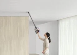 Dyson V8 Absolute - Steelstofzuiger -Reinigingsapparaten Winkel 1200x862 1