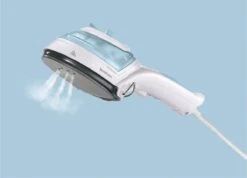 SilverCrest- Stoomborstel- 4 In 1 Strijken, Stomen, Stofborstelen, Pluis Verwijderen- Handstomer Kleding - Stoomreiniger Stoomapparaat Kleding - Garment Steamer- Kleding Stomer- 1000watt- Lichtblauw -Reinigingsapparaten Winkel 1200x863 4