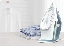 Tesla IR300BL - Stoomstrijkijzer - 2400W - Blauw / Wit -Reinigingsapparaten Winkel 1200x875 2