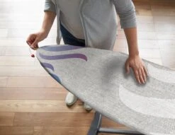 Vileda Total Reflect Strikplankovertrek - Universeel - Met Aluminium Bekleding -Reinigingsapparaten Winkel 1200x926 1