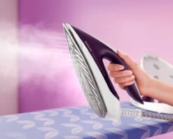 Philips PerfectCare Compact Plus GC7933/30 - Stoomgenerator - Paars -Reinigingsapparaten Winkel 1200x966 4