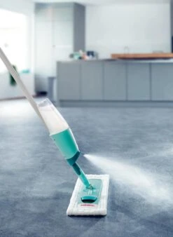 Leifheit Easy Spray XL Vloerwisser Met Sproeier - 42 Cm Wisbreedte -Reinigingsapparaten Winkel 876x1200