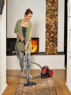 Monzana Cycloon Stofzuiger - 700W HEPA Filter – Rood -Reinigingsapparaten Winkel 900x1200 14